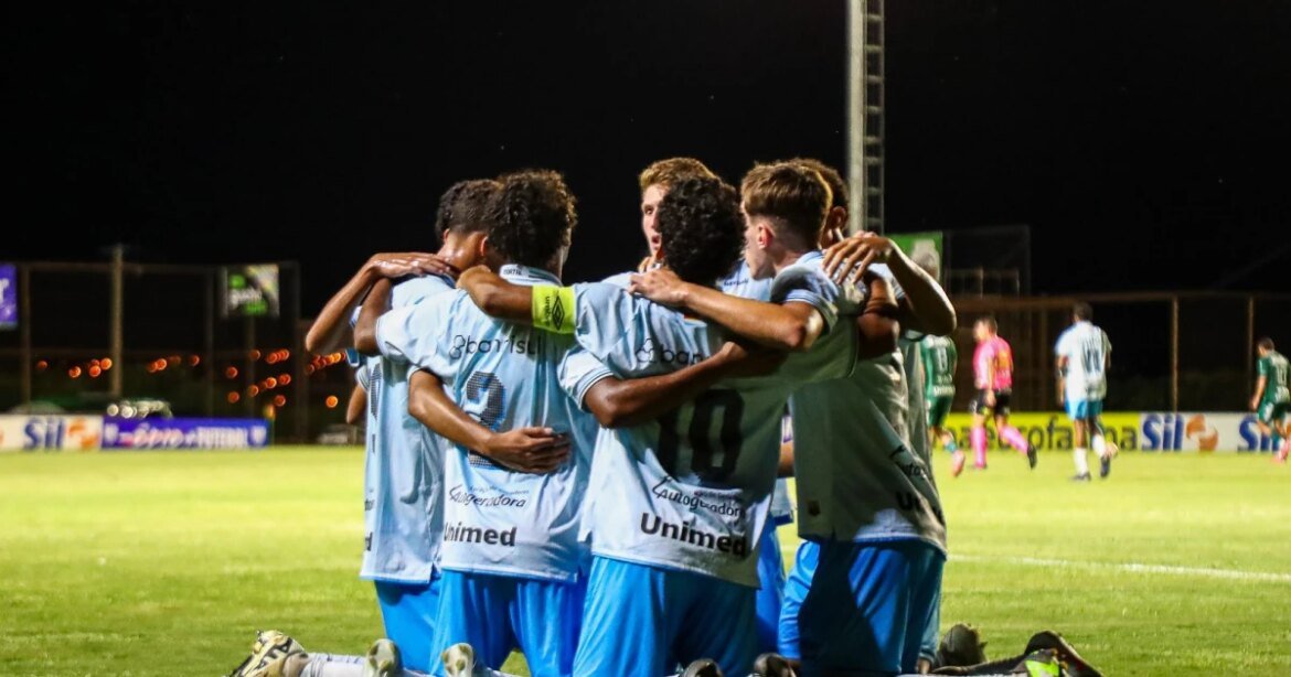 gremio-supera-chapecoense-e-avanca-as-oitavas-da-copinha-2026