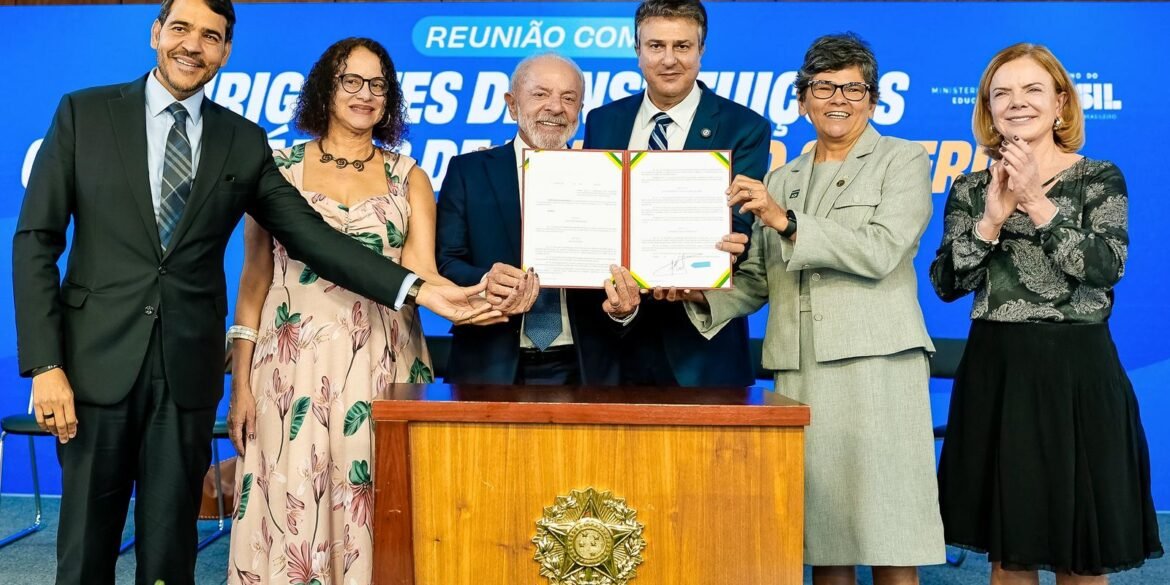 decreto-permite-que-faculdades-comunitarias-recebam-recursos-publicos