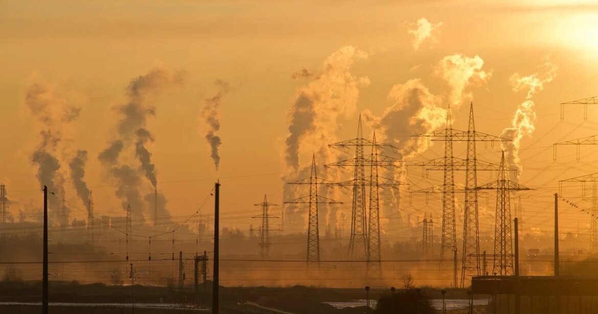 apenas-32-empresas-concentram-mais-da-metade-do-co²-emitido-no-mundo,-diz-pesquisa