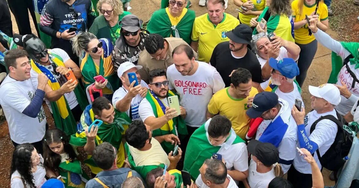 sem-flavio-e-eduardo,-michelle-e-carlos-acompanham-o-fim-da-caminhada-de-nikolas