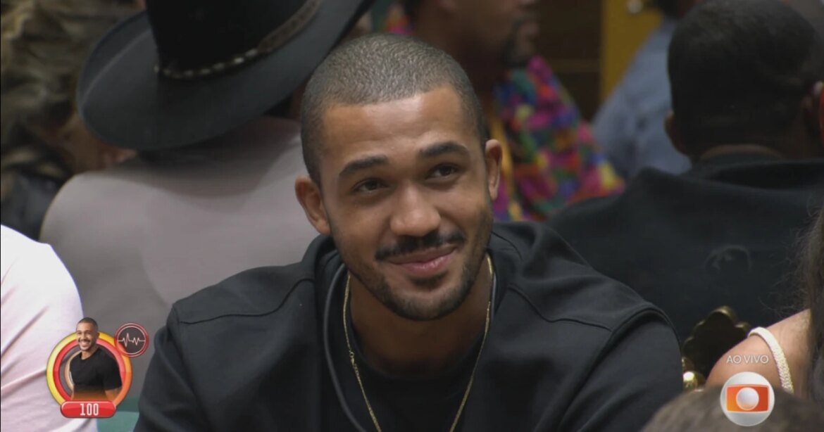 fora-do-bbb-26,-matheus-ganha-presente-inusitado-e-reage:-‘maior-hipocrisia’