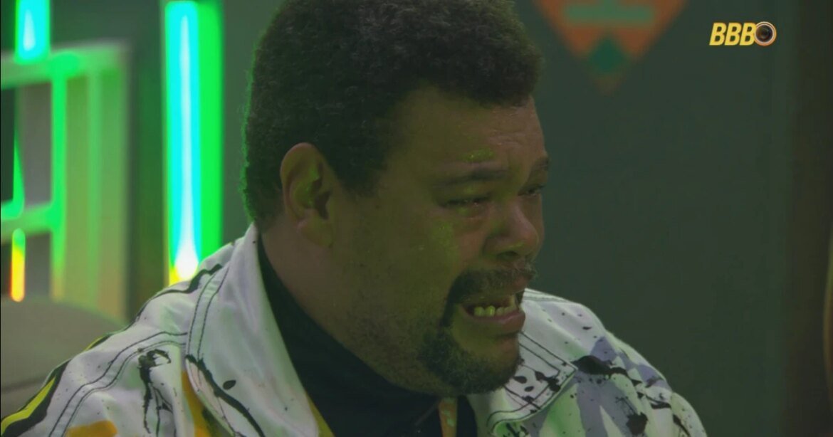 babu-tem-crise-de-choro-ao-reviver-luto-na-festa-do-lider-do-bbb-26