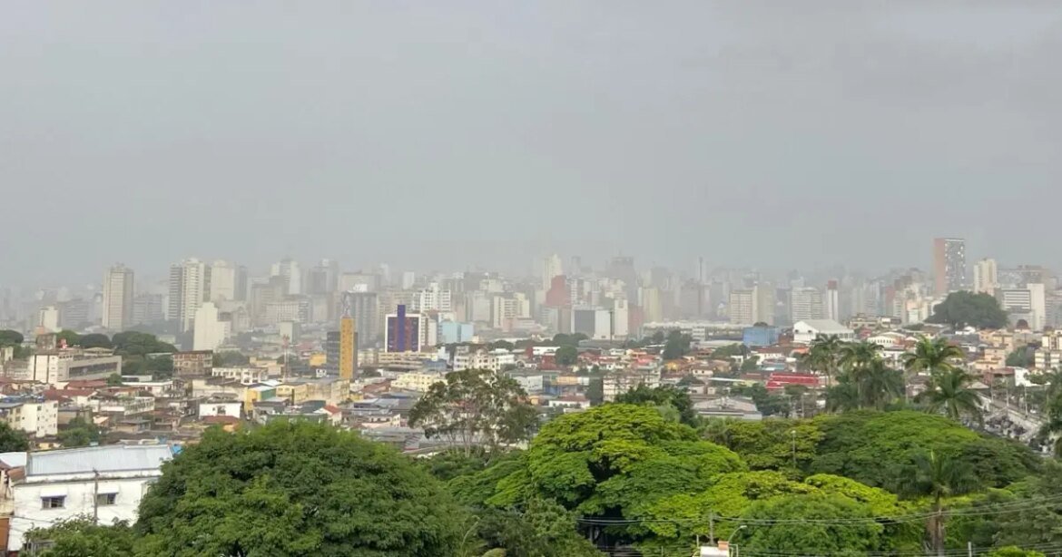defesa-civil-de-bh-avisa-para-chuva-forte-e-acumulado-‘significativo’-nesta-terca-(3)