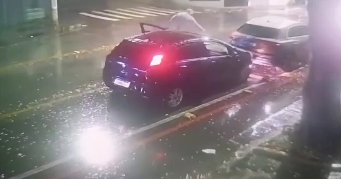 video-chocante-mostra-execucao-de-motorista-de-audi-em-contagem,-na-grande-bh