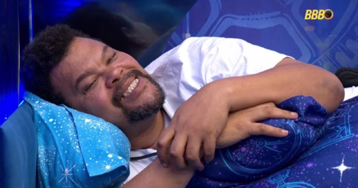 bbb-26:-babu-santana-define-estrategia-para-confundir-rivais-apos-o-paredao