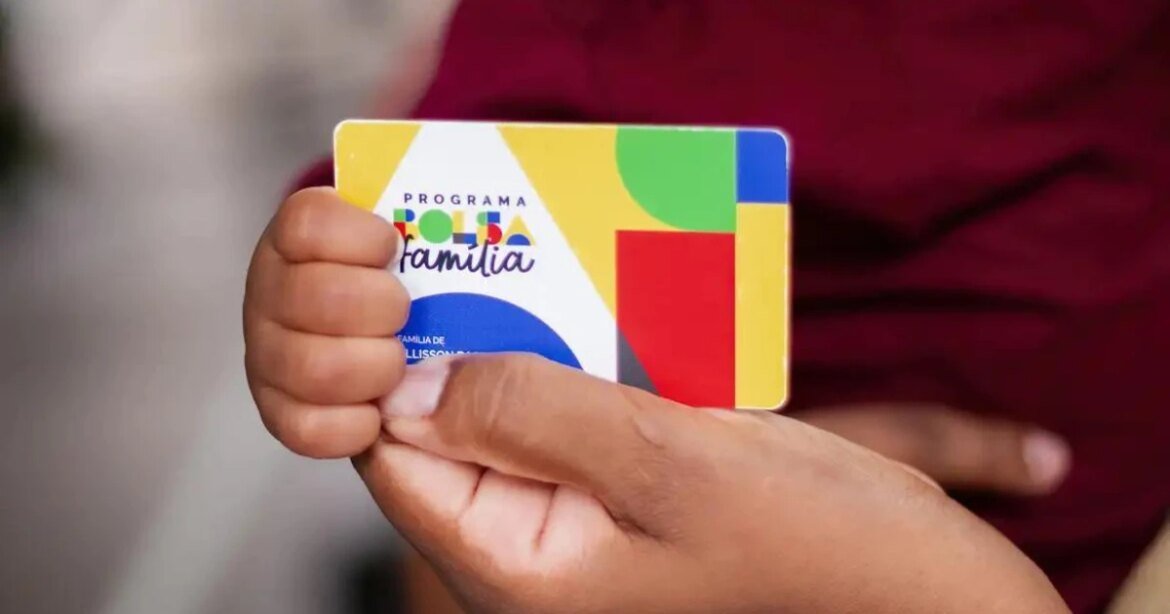 no-bbb-26,-ana-paula-e-samira-citam-bolsa-familia-e-elogiam-beneficio