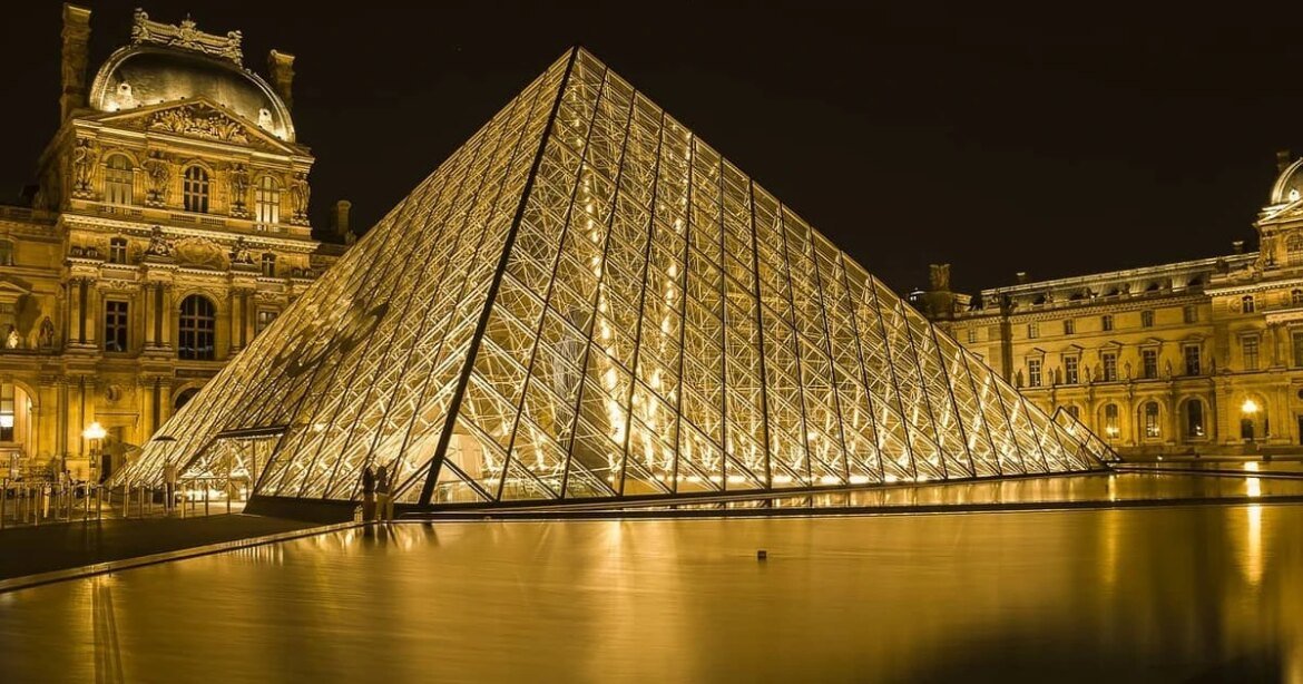 museu-do-louvre,-em-paris,-e-novamente-fechado-parcialmente-por-causa-de-greve