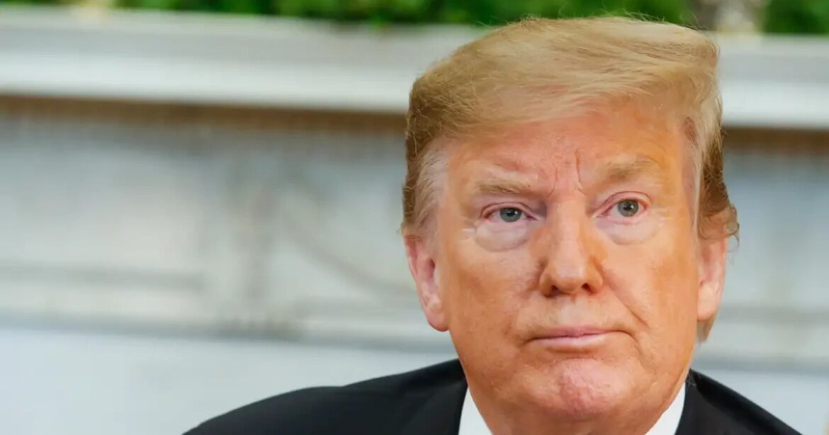 donald-trump-assina-ordem-que-institui-tarifa-global-de-10%