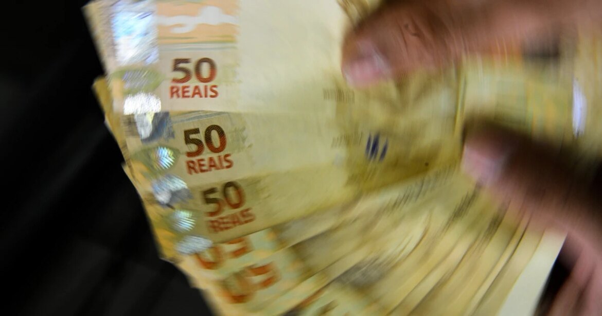 pis/pasep-2026:-qual-o-valor-do-abono-salarial-para-quem-trabalhou-menos-de-12-meses?