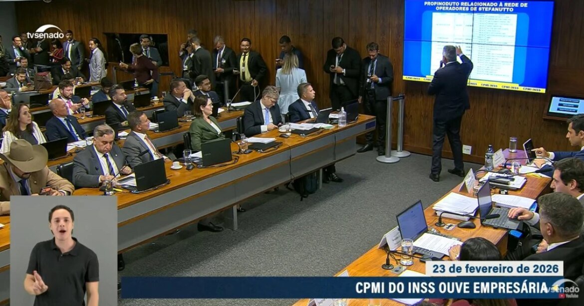 depoente-do-dia,-ingrid-pikinskeni,-deixa-cpmi-do-inss-que-segue-apenas-com-parlamentares