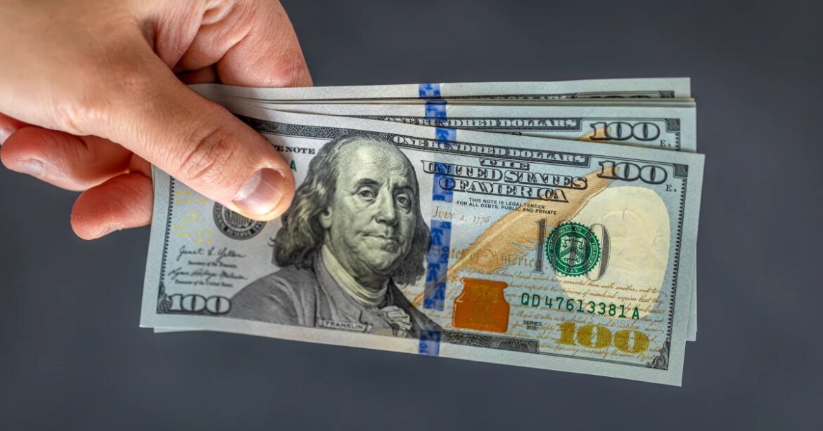 dolar-fecha-a-r$-5,15-com-fluxo-e-busca-por-moedas-emergentes;-bolsa-renova-recorde