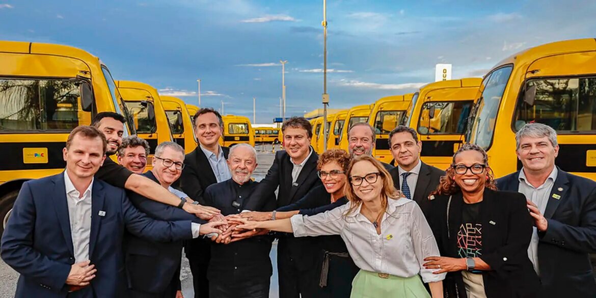 investir-em-educacao-e-o-jeito-de-salvar-o-brasil,-defende-lula