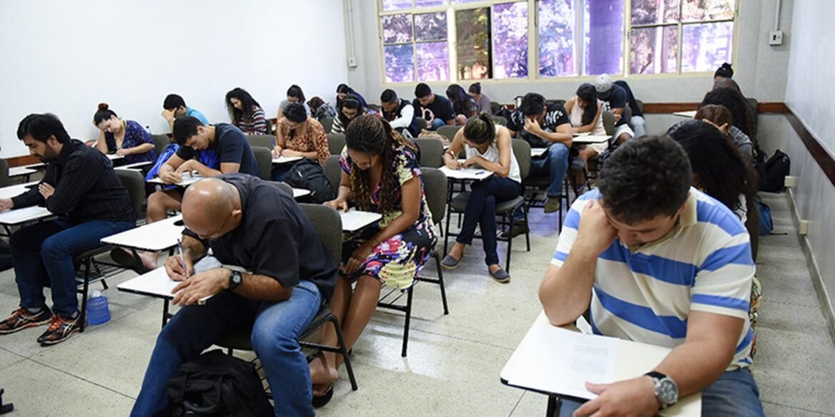 encceja-2026:-prazo-de-inscricao-termina-sexta-feira-(15)